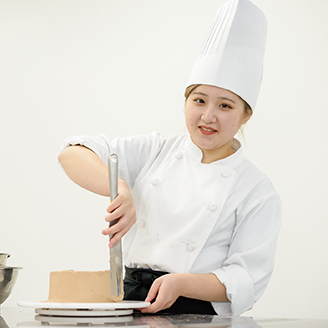 小島 まひなさん