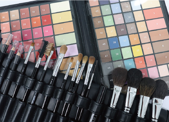 メイクスタジオ